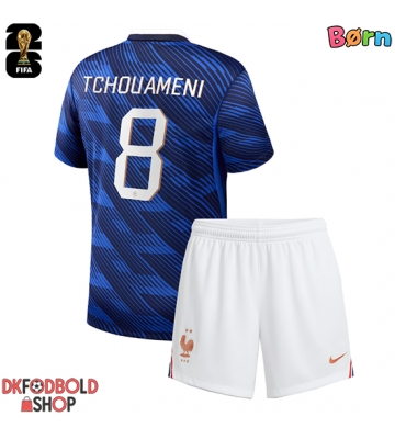 Frankrig Aurelien Tchouameni #8 Hjemmebanesæt Børn VM 2026 Kort ærmer (+ korte bukser)